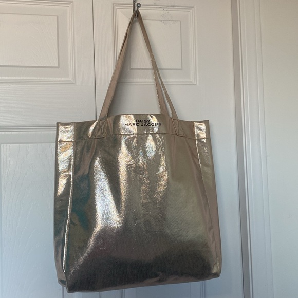 Pre owned Daisy Marc Jacobs Metallic Gold Tote Bag - Picture 2 of 12